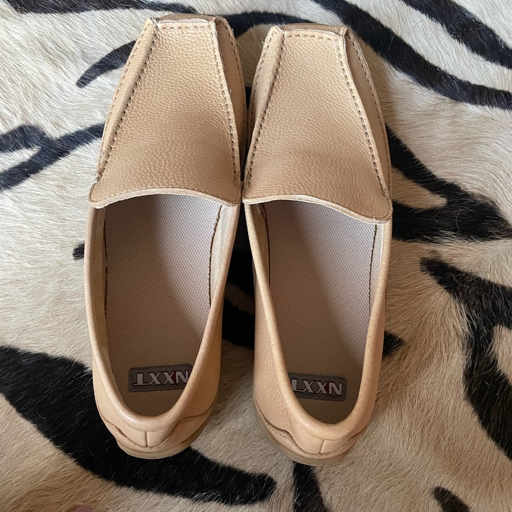 Mens loafers size 10